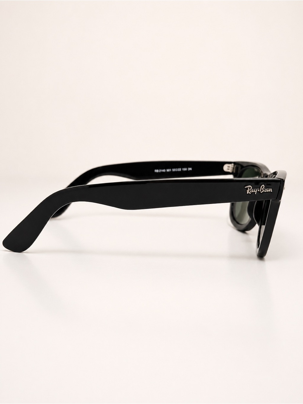 Ray-ban Classic Wayfarer Black Frame RB2140 - Picture 6 of 8